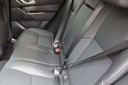 2026 Land Rover Range Rover Velar P400 Dynamic SE