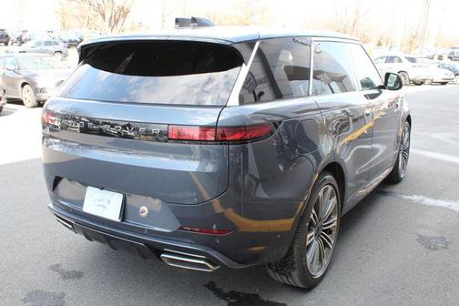 2026 Land Rover Range Rover Sport P400 Dynamic SE