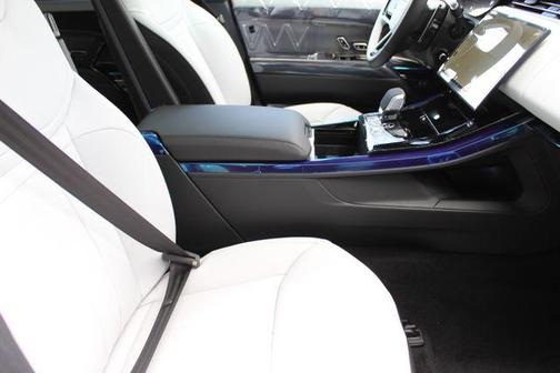 2026 Land Rover Range Rover Sport P400 Dynamic SE