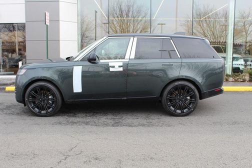 2026 Land Rover Range Rover P400 SE