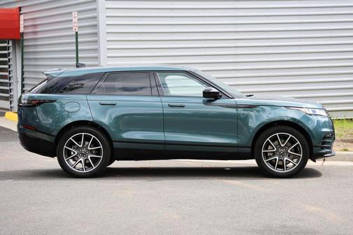 Giola Green 2026 Land Rover Range Rover Velar P400 Dynamic SE