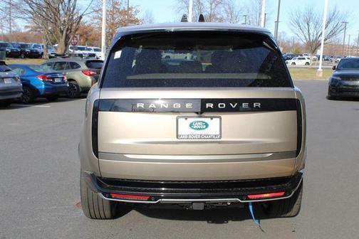 2025 Land Rover Range Rover P530 SE