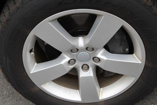 2024 Land Rover Defender 110 P500 SE