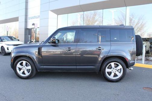 2024 Land Rover Defender 110 P500 SE