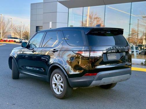 2019 Land Rover Discovery SE