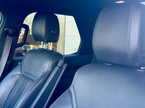 2019 Land Rover Discovery SE