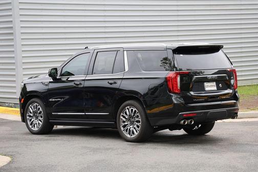 Onyx Black 2024 GMC Yukon Denali Ultimate