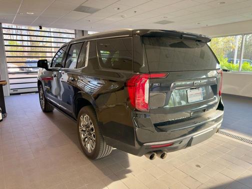 Onyx Black 2024 GMC Yukon Denali Ultimate