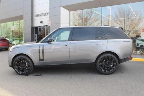 2026 Land Rover Range Rover P400 SE LWB 7 Seat