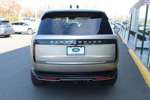 2025 Land Rover Range Rover P530 SE 7 Seat