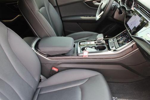 2023 Audi Q8 55 Premium Plus