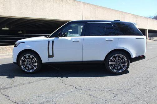 2025 Land Rover Range Rover P530 SE