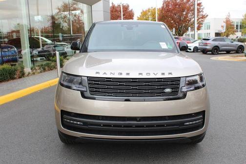 2025 Land Rover Range Rover P530 SE SWB