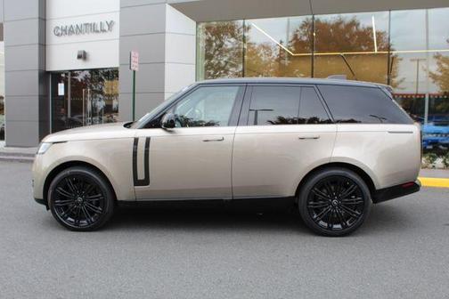 2025 Land Rover Range Rover P530 SE