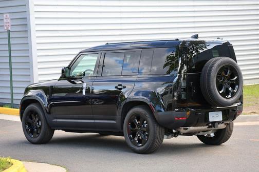 Santorini Black Metallic 2026 Land Rover Defender P300 S