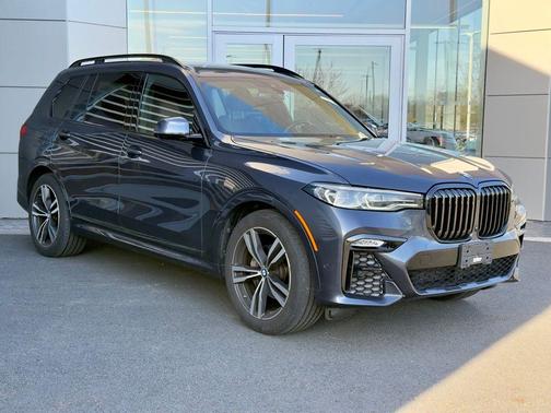 Arctic Gray Metallic 2021 BMW X7 xDrive40i