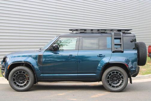 Sargasso Blue 2026 Land Rover Defender 110 P635 OCTA
