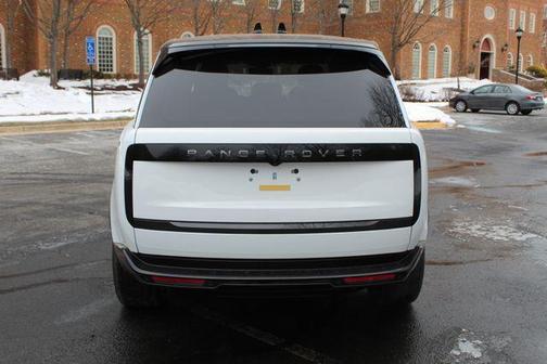 2026 Land Rover Range Rover P400 SE LWB 7 Seat