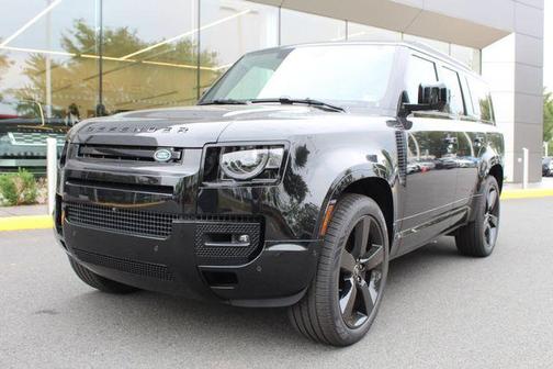 2025 Land Rover Defender P400 X-Dynamic SE