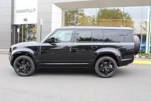 2025 Land Rover Defender P400 X-Dynamic SE