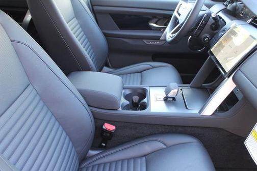 2025 Land Rover Discovery Sport S