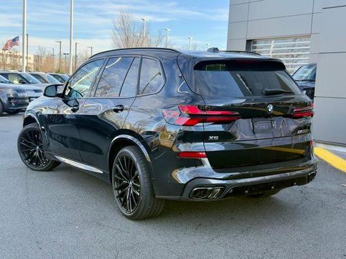 2026 BMW X5 M60i