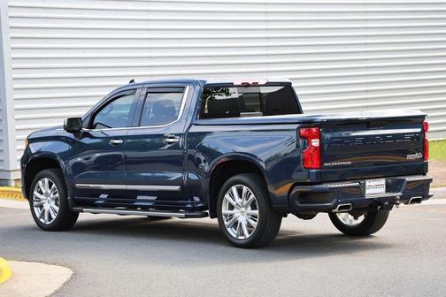 Northsky Blue Metallic 2022 Chevrolet Silverado 1500 High Country