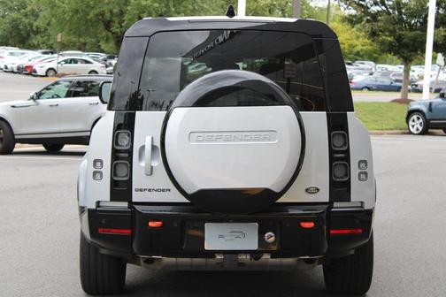 Hakuba Silver 2023 Land Rover Defender X