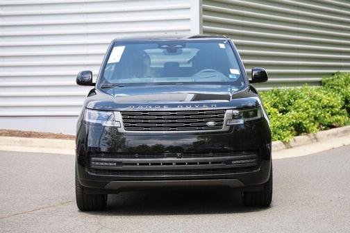 Santorini Black 2026 Land Rover Range Rover P400 SE SWB