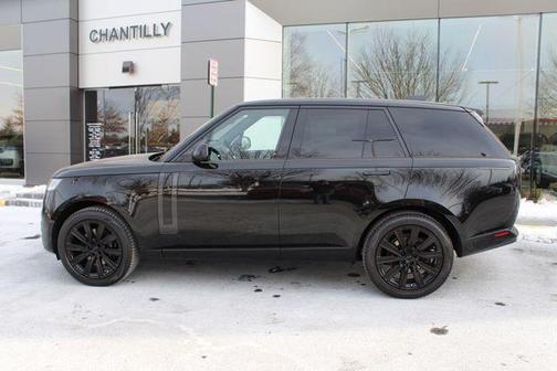 2026 Land Rover Range Rover P400 SE SWB