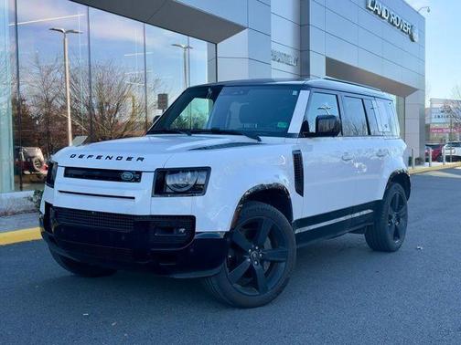 2024 Land Rover Defender 110 P400 X-Dynamic SE