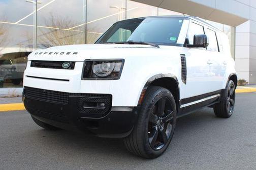 2024 Land Rover Defender 110 P400 X-Dynamic SE