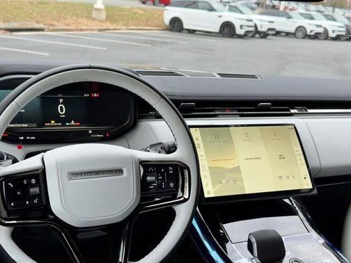 2026 Land Rover Range Rover Sport P400 Dynamic SE