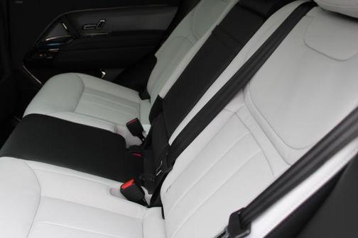 2026 Land Rover Range Rover Sport P400 Dynamic SE