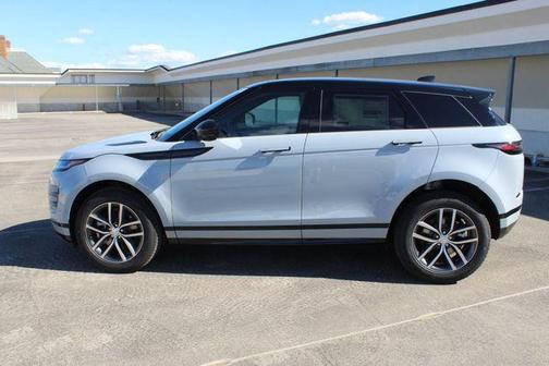 2026 Land Rover Range Rover Evoque Dynamic SE