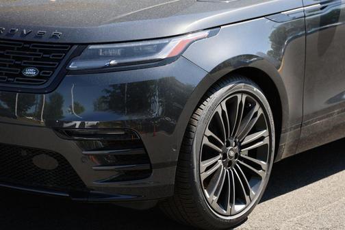 Carpathian Grey 2026 Land Rover Range Rover Velar P250 Dynamic SE