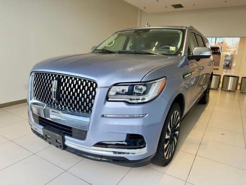 2022 Lincoln Navigator L Black Label