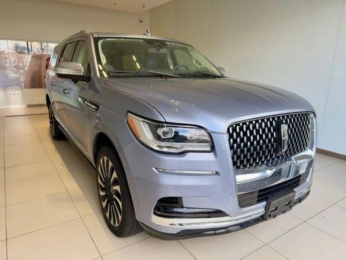 2022 Lincoln Navigator L Black Label