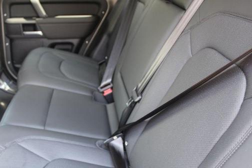 2025 Land Rover Defender P400 S