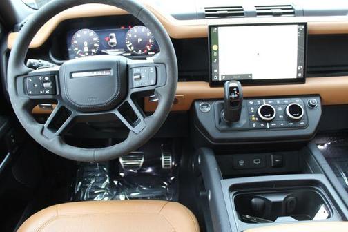 2024 Land Rover Defender P525 V8