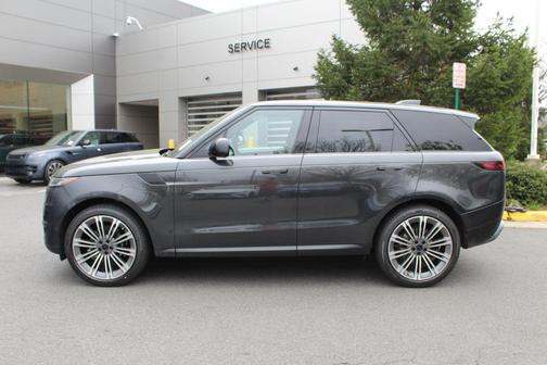 2026 Land Rover Range Rover Sport P360 SE