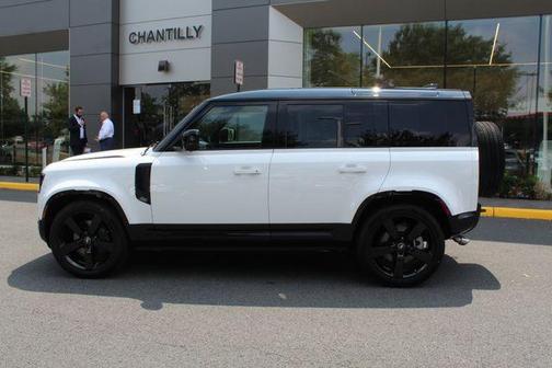 2025 Land Rover Defender P500 X-Dynamic SE