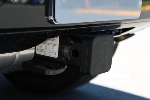 Santorini Black Metallic 2026 Land Rover Defender P400 X-Dynamic SE
