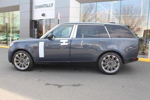 2026 Land Rover Range Rover P530 SE LWB 7 Seat