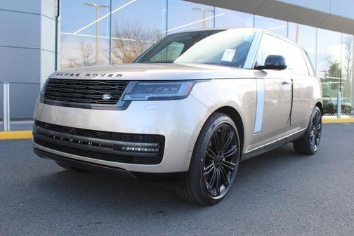 2026 Land Rover Range Rover P400 SE LWB 7 Seat