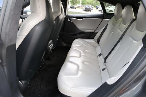 Gray Metallic 2015 Tesla Model S 85D