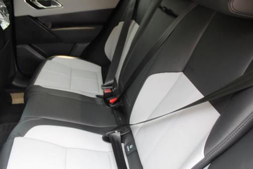 Fuji White 2026 Land Rover Range Rover Velar P400 Dynamic SE