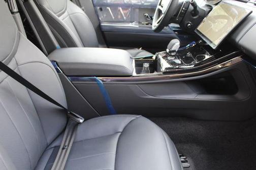 2025 Land Rover Range Rover Sport P530 Dynamic SE