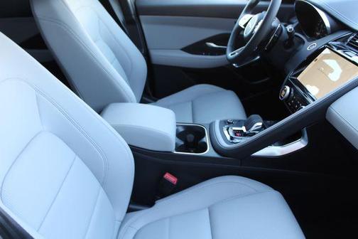 2024 Jaguar E-PACE P250 R-Dynamic SE