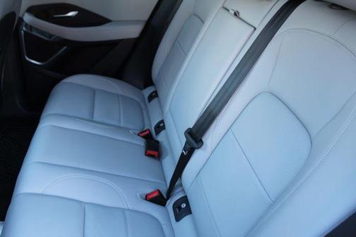 2024 Jaguar E-PACE P250 R-Dynamic SE